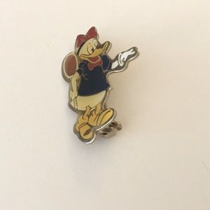 🙊 Estate Donald Duck Pin 1930’s🇱🇷